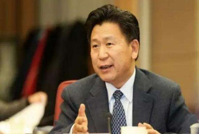人民网专访王登峰 | 校园足球的意义及未来发展 校园足球与青训是什么关系